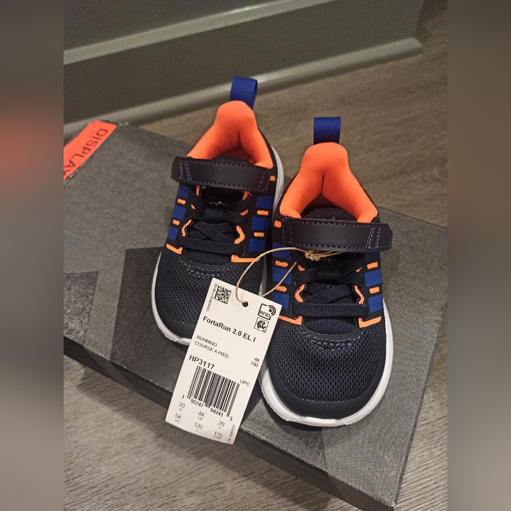 NWT Adidas FortaRun 2.0